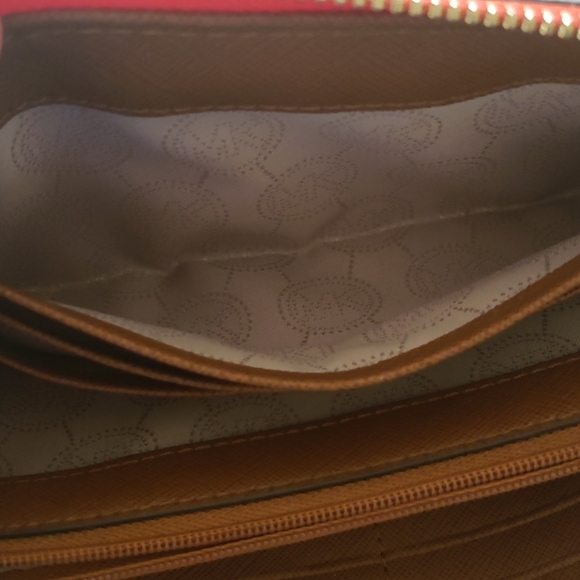 Wallet - Picture 5 of 6